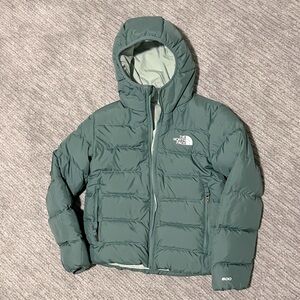 The North Face girls reversible Perrito hooded puffer!